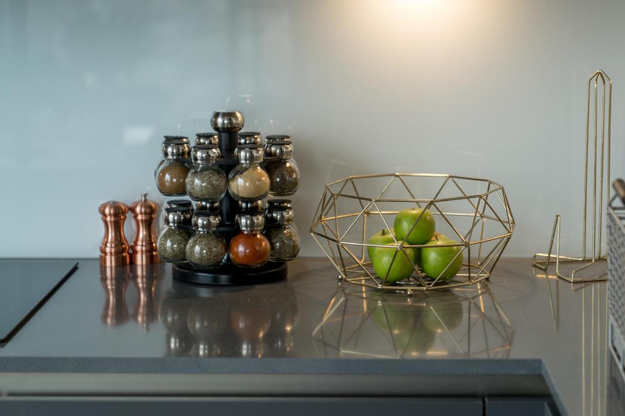 Luxurious Spacious 2Bed Suites Skyline River Views By Canary Wharf Лондон Екстер'єр фото